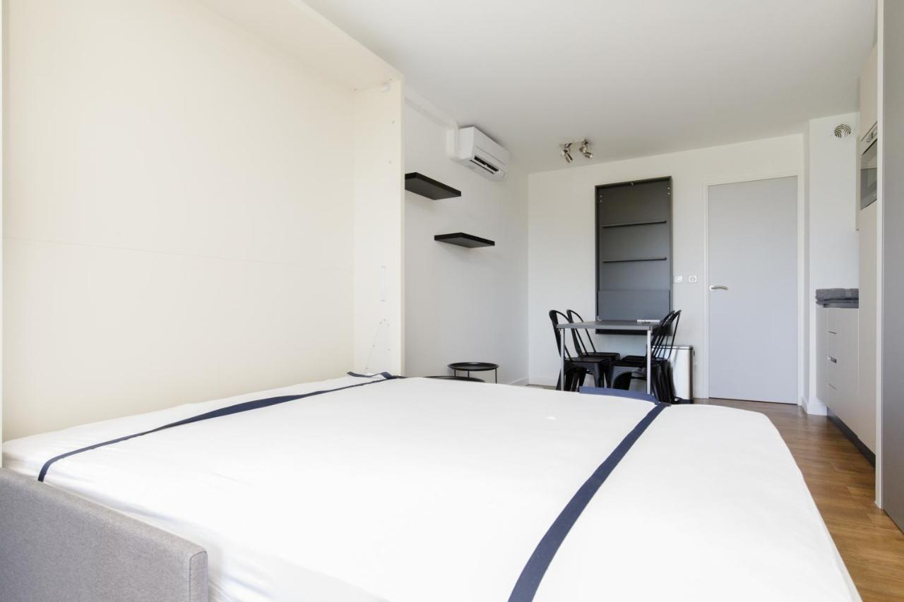 Suite 118 - Piscine - 50 Metres Plage - Terrasse - Clim - Wifi Кан Екстериор снимка