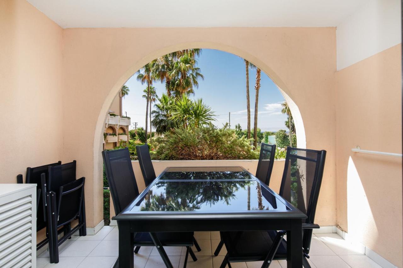 Suite 118 - Piscine - 50 Metres Plage - Terrasse - Clim - Wifi Кан Екстериор снимка