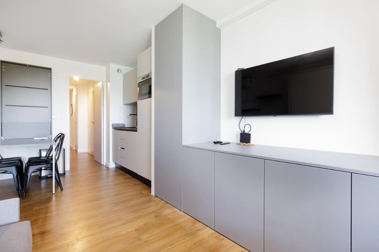 Suite 118 - Piscine - 50 Metres Plage - Terrasse - Clim - Wifi Кан Екстериор снимка